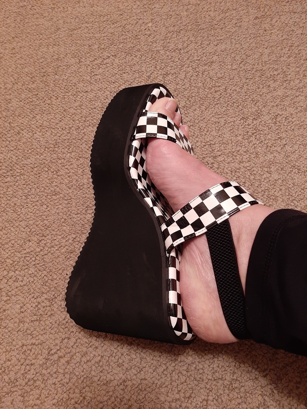 Checkerboard Platform Sandal - Black & White